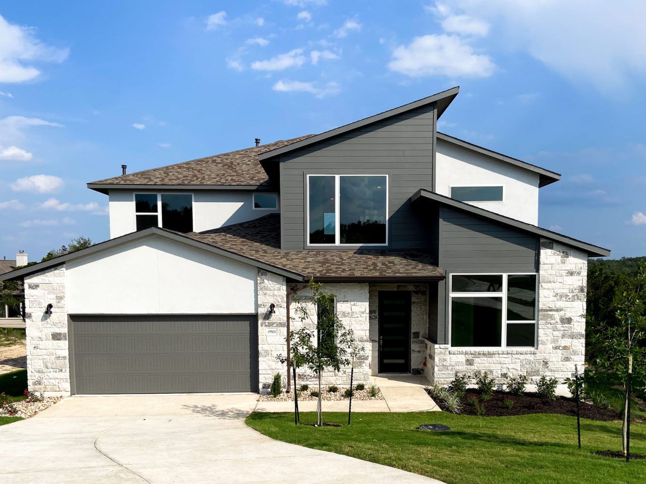 Market Homes Drees Custom Homes The Hollows on Lake Travis