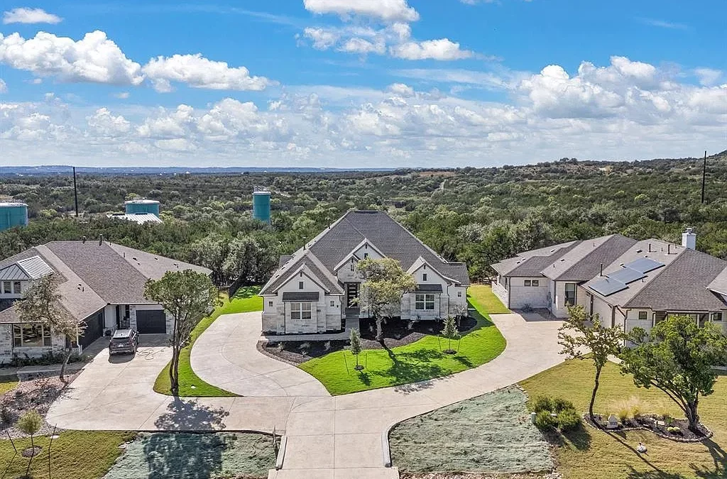 Why Early Spring Is the Smartest Time to Buy a Home at The Hollows